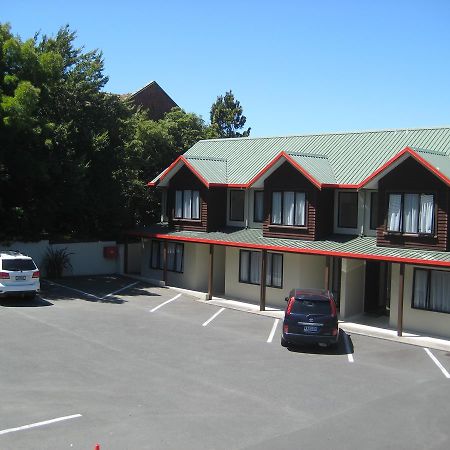 755 Regal Court Motel Dunedin Exterior photo